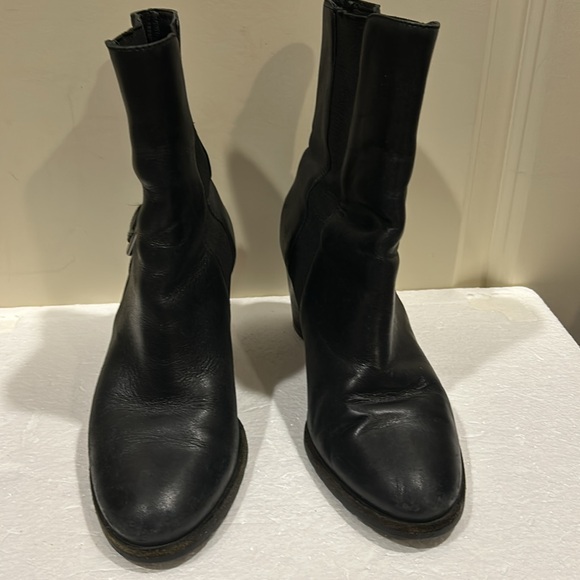 Cole Haan Leather/elastic slip on  side buckle Booties Boots Block Heel size 6 - Picture 4 of 15